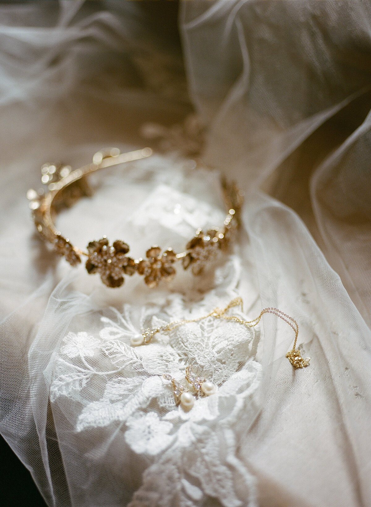 Dutch Curiosity Cabinet Wedding - Kerry Jeanne Photography - 94