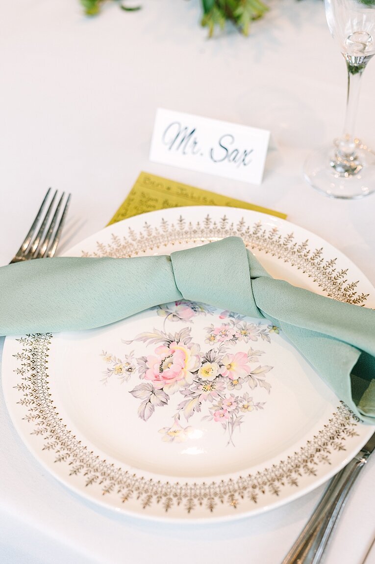 venue-3two-kentwood-grand-rapids-michigan-wedding-photographer_0030