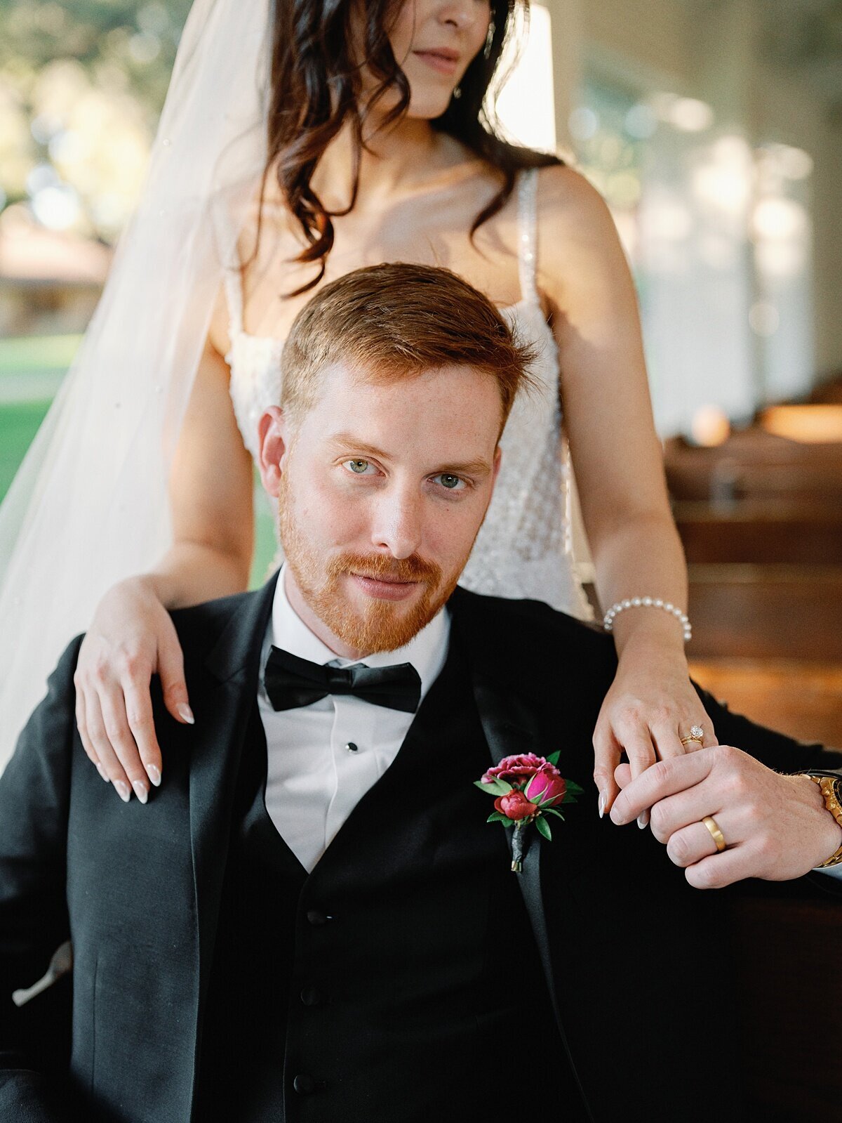 Chandelier- of-Gruene-San-Antonio-wedding_0039