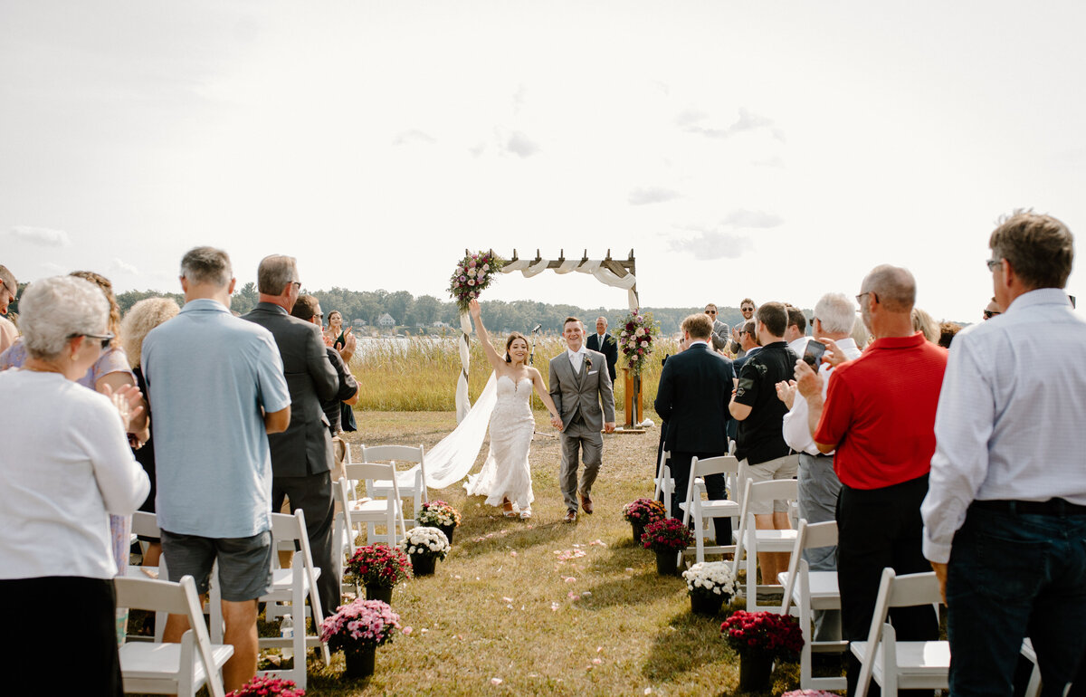 Jackie&Steven BigStarLakeMIWedding EmilyDianePhotography-2424