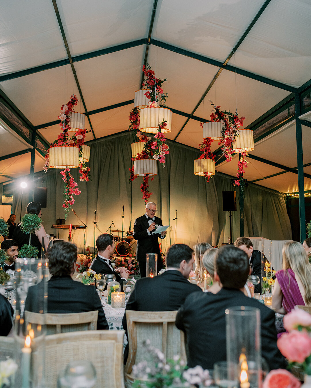 KathleenRob5-3-25GlenstoneGardenVA-VickiGraftonPhotography-1142