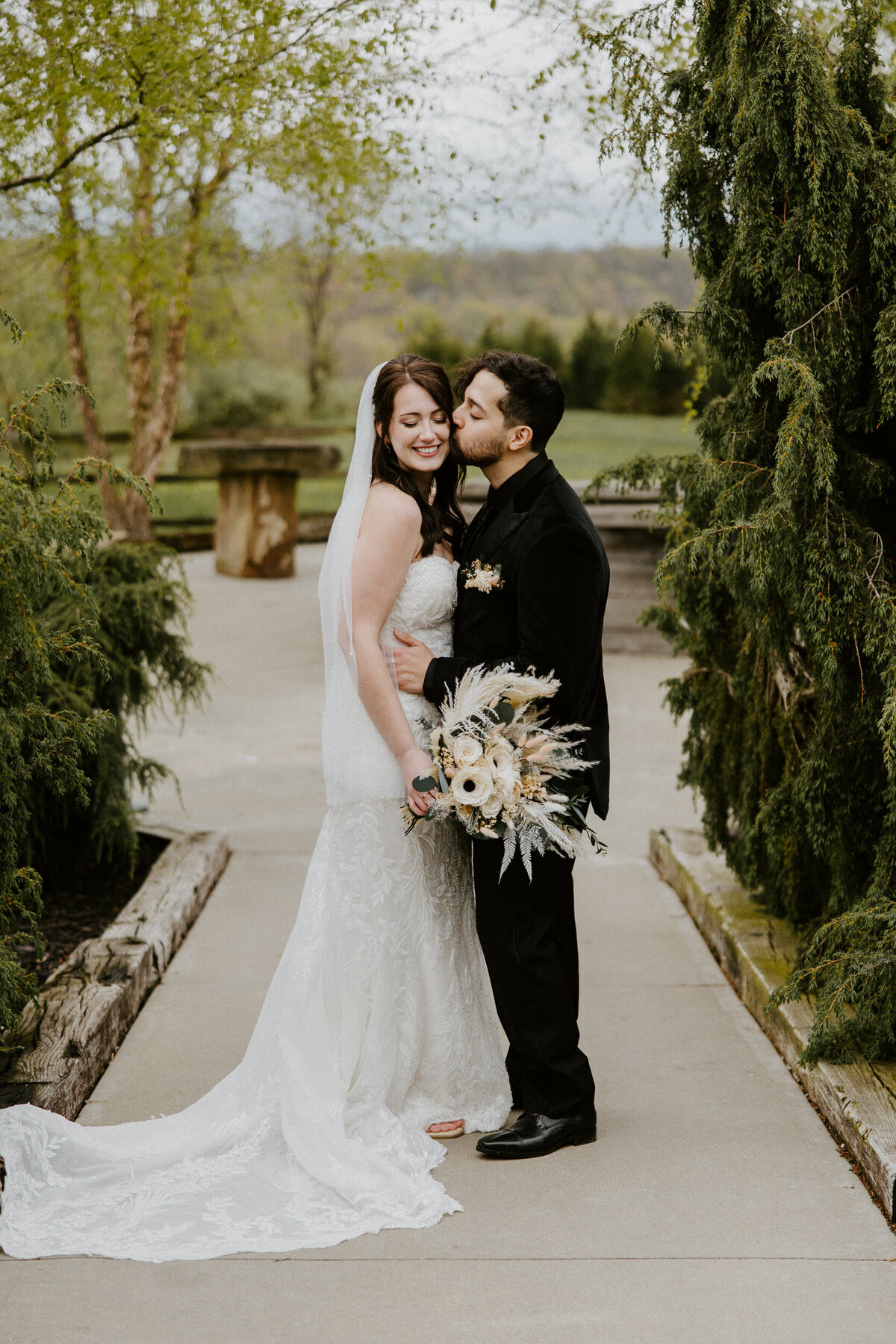 barn at enchanted acres wedding
