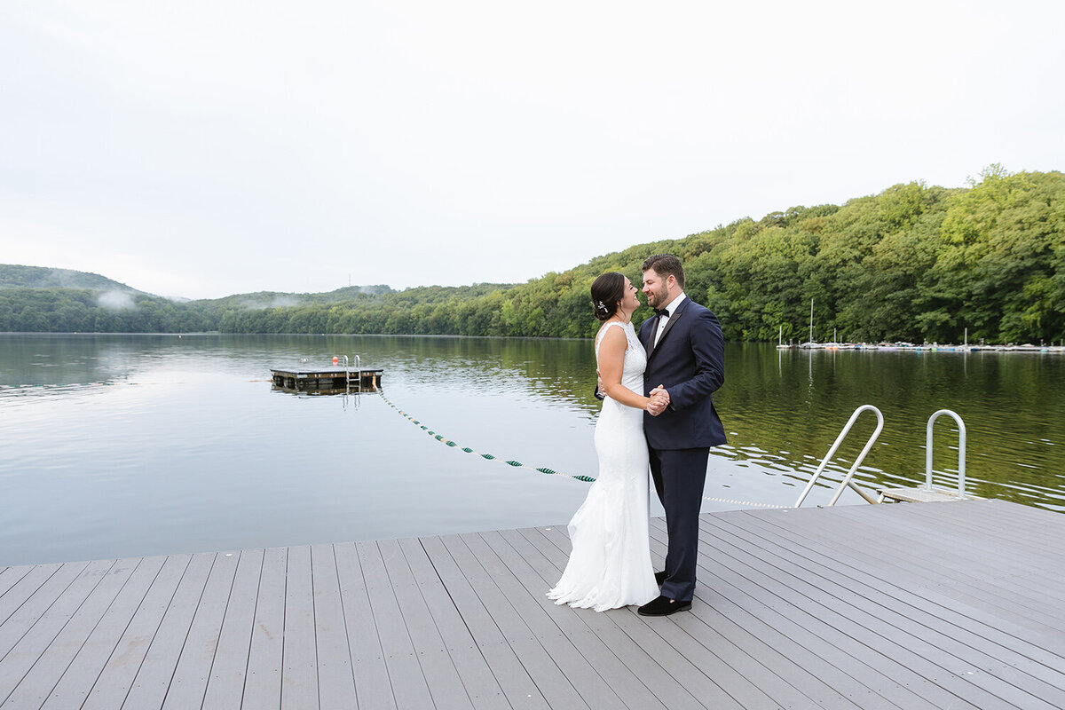 lake-valhalla-wedding-3