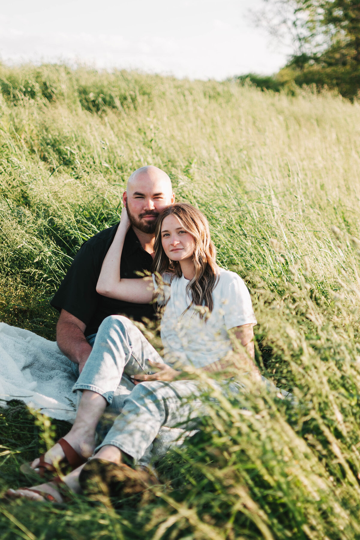 Taylor Elizabeth Photography Weddings and Lifetyle Photographer in Indiana Engagement Photo 9