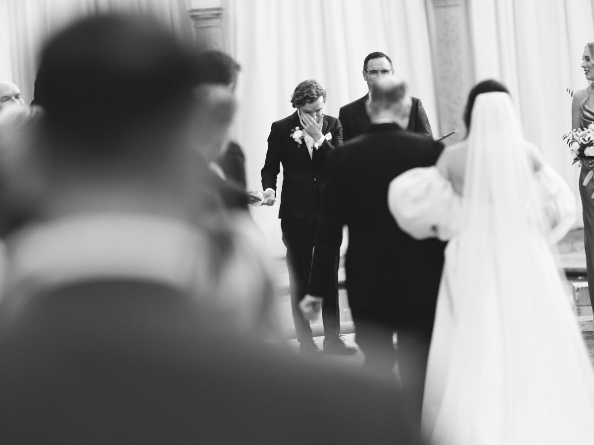 11-05-2022 Jackson & Audra Wedding at the Philbrook Museum Tulsa Wedding Photographer Laura Eddy-402_web