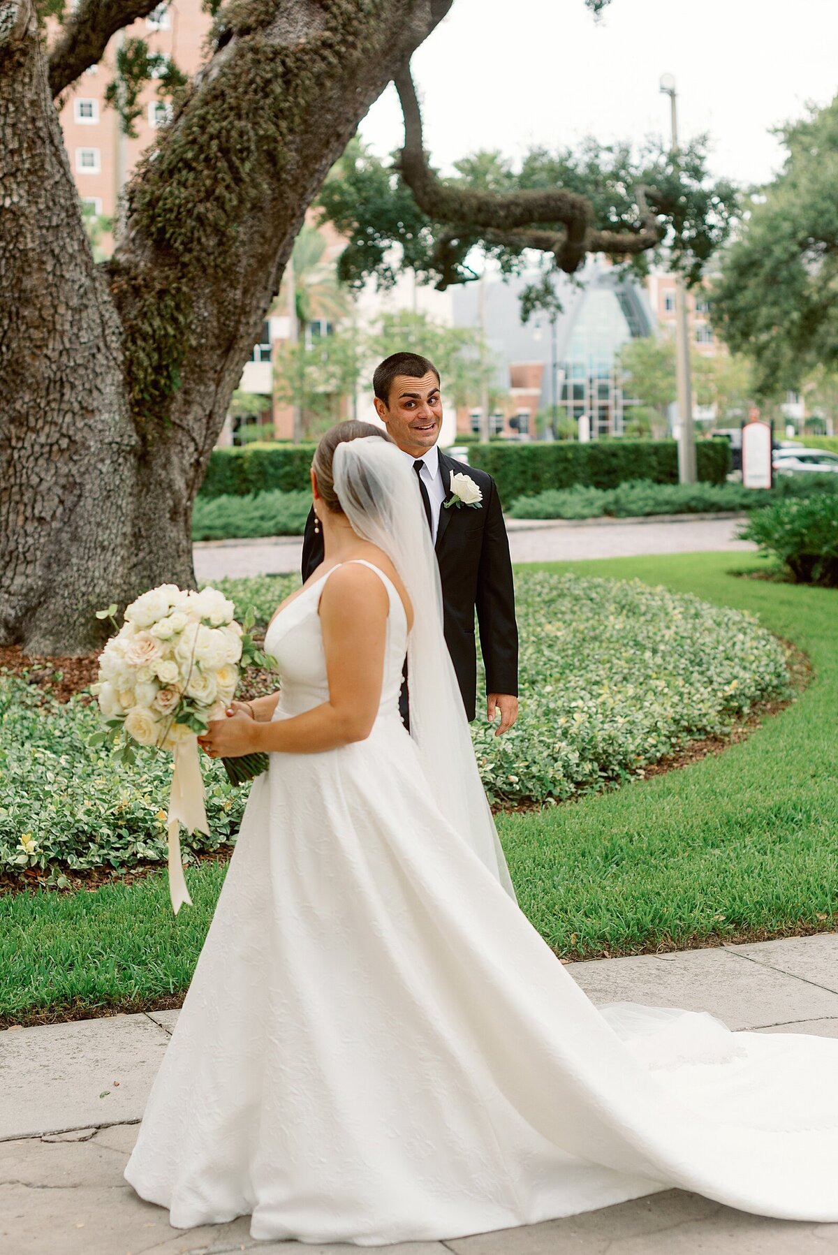 Oxford-Exchange-Tampa-Florida-Wedding_0018