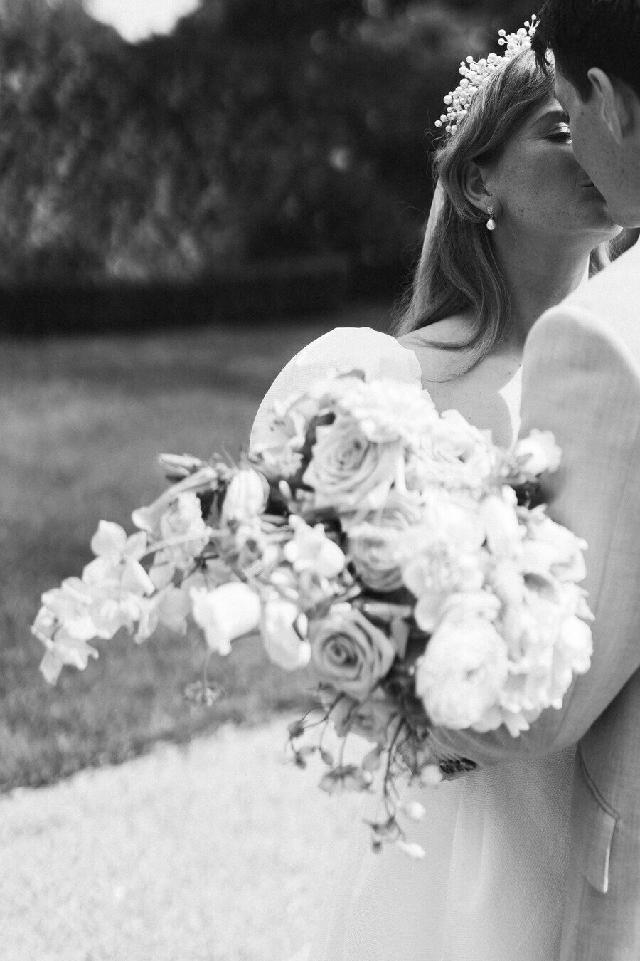 luxury - wedding - france - planning - flowers - florals - florist -chateau - soutfrance 21