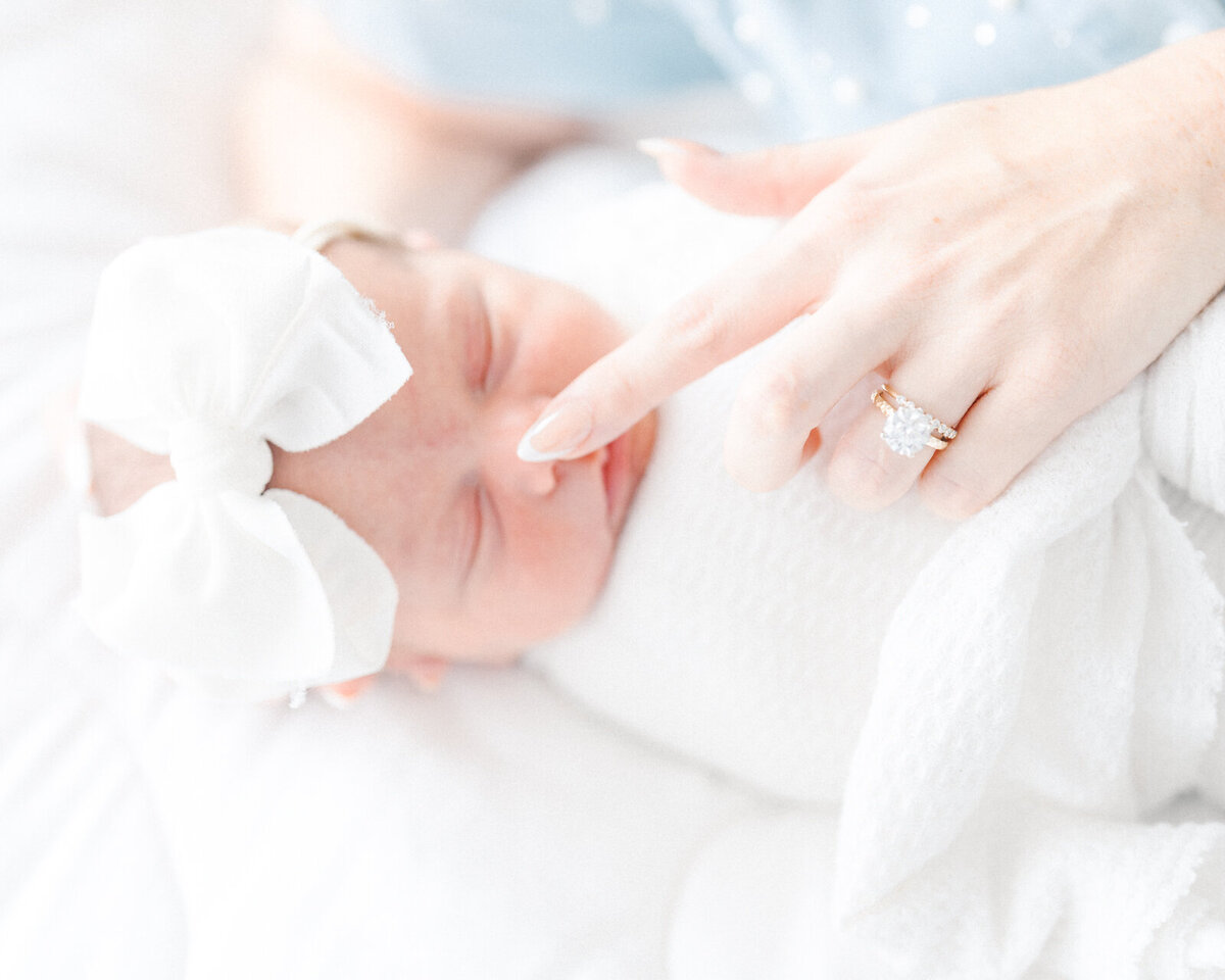 How to book newborn photos Dothan Alabama