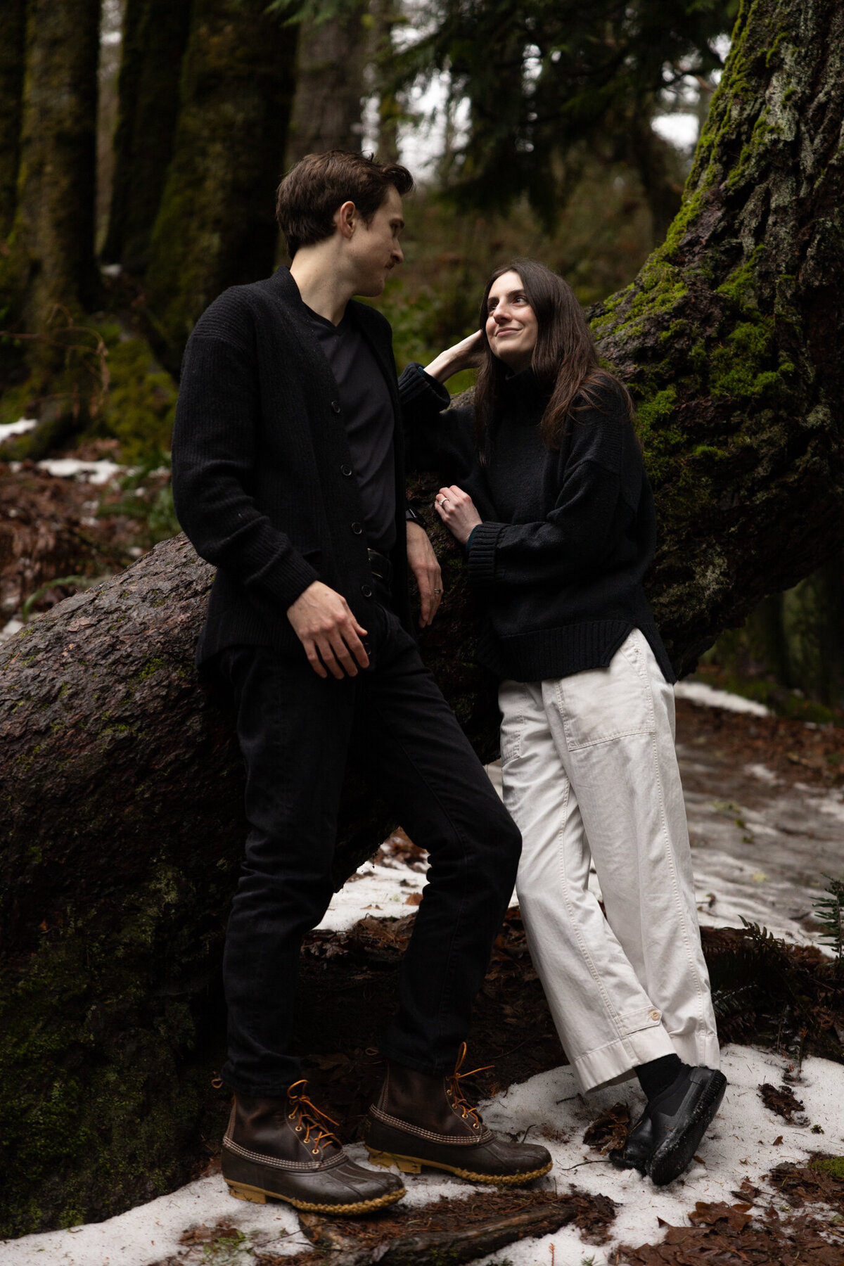 Couples Forest Photos Portland Oregon