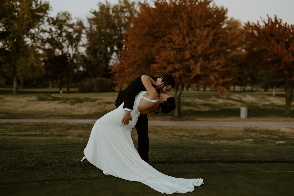 Fall Wedding at Crestview Country Club Venue