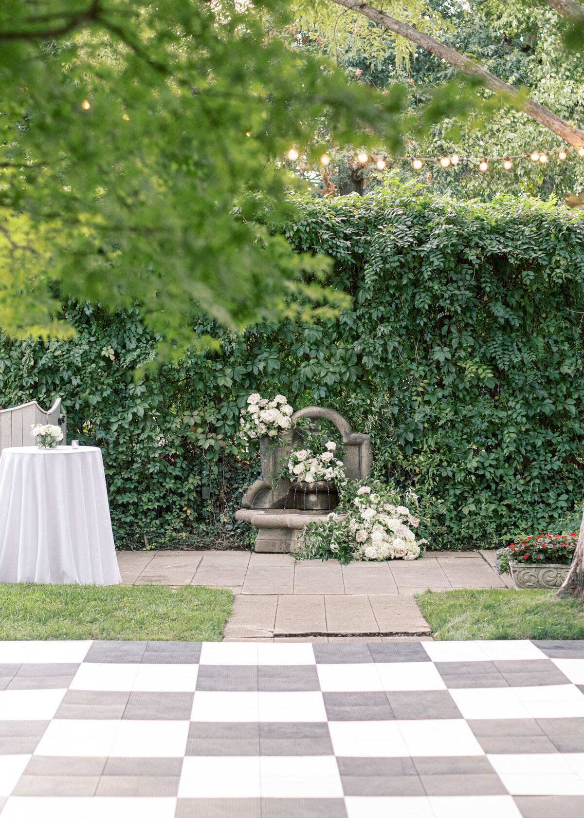Adele-Hayden-Martha-Real-Wedding-Submission-Emily-Nicole-Photo-55