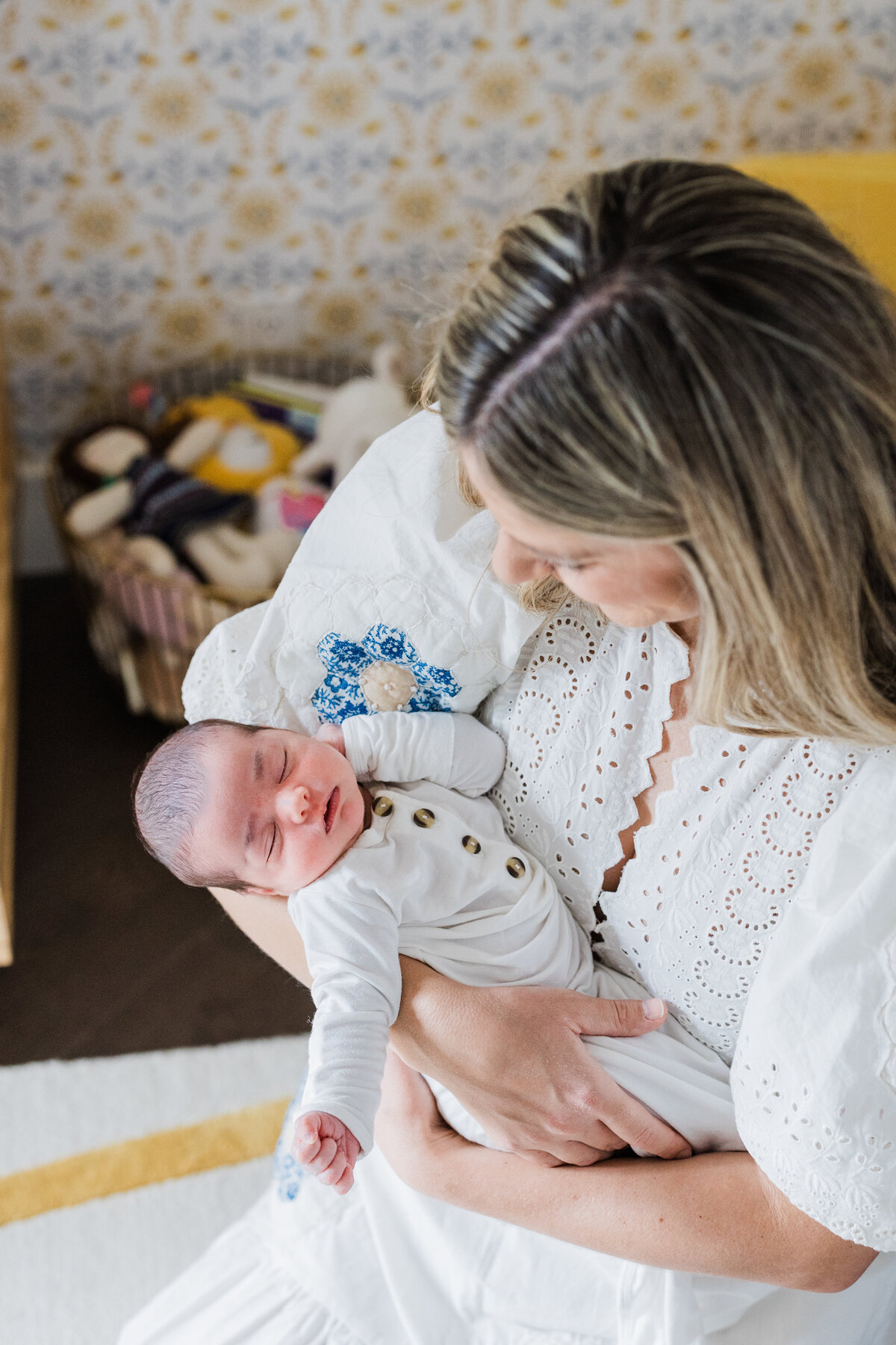 mom-and-baby-portrait