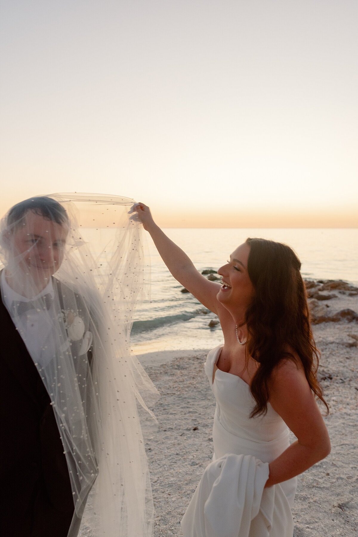 Lido-Beach-Resort-Wedding_0081
