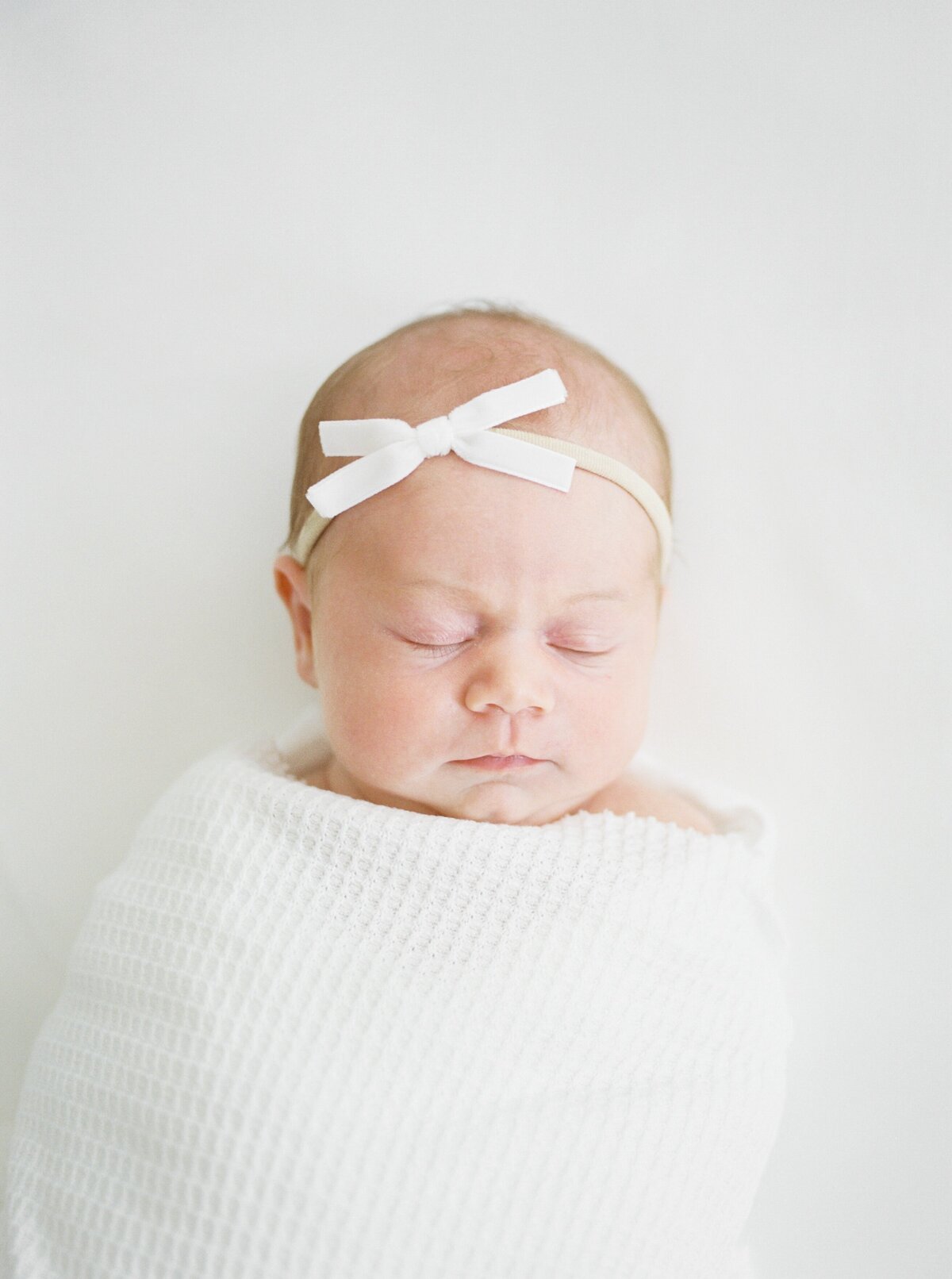 best-northern-virginia-newborn-photographer-studio-photo7