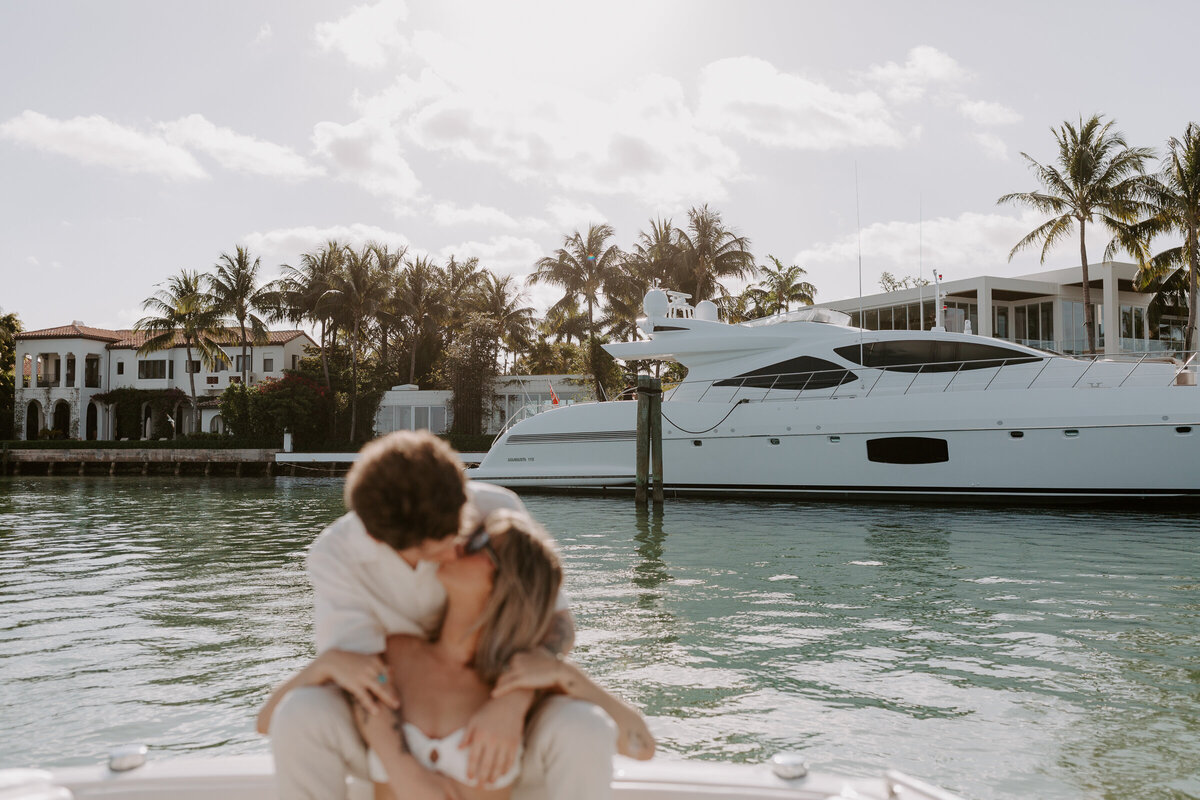 Hunter-Emily-Yacht-Engagement-Miami-Florida-Keys-31