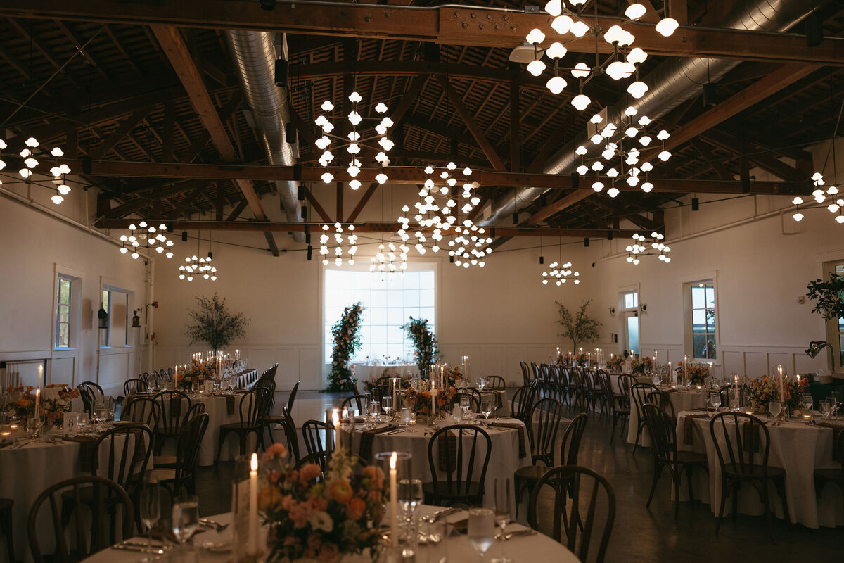 pretty-palm-leaf-event-co-tiffany-and-nick-wedding-at-the-richland-16