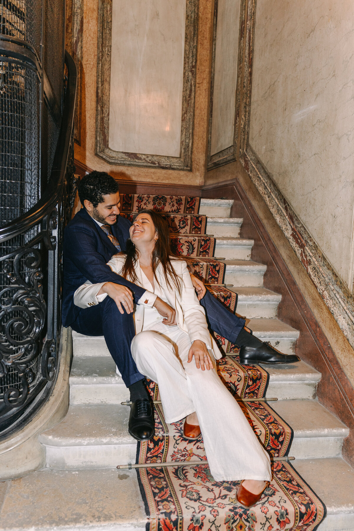 aurore poupon photographe love session paris wedding photographer-48