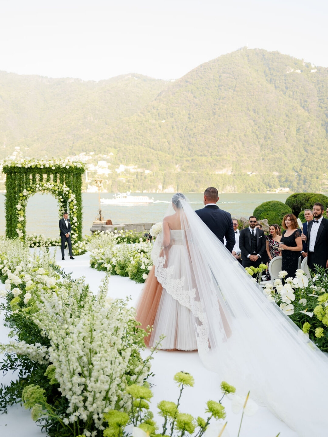 Villa Erba Italy Destination Wedding European Event Coordinator @alejandrapoupelevents 20