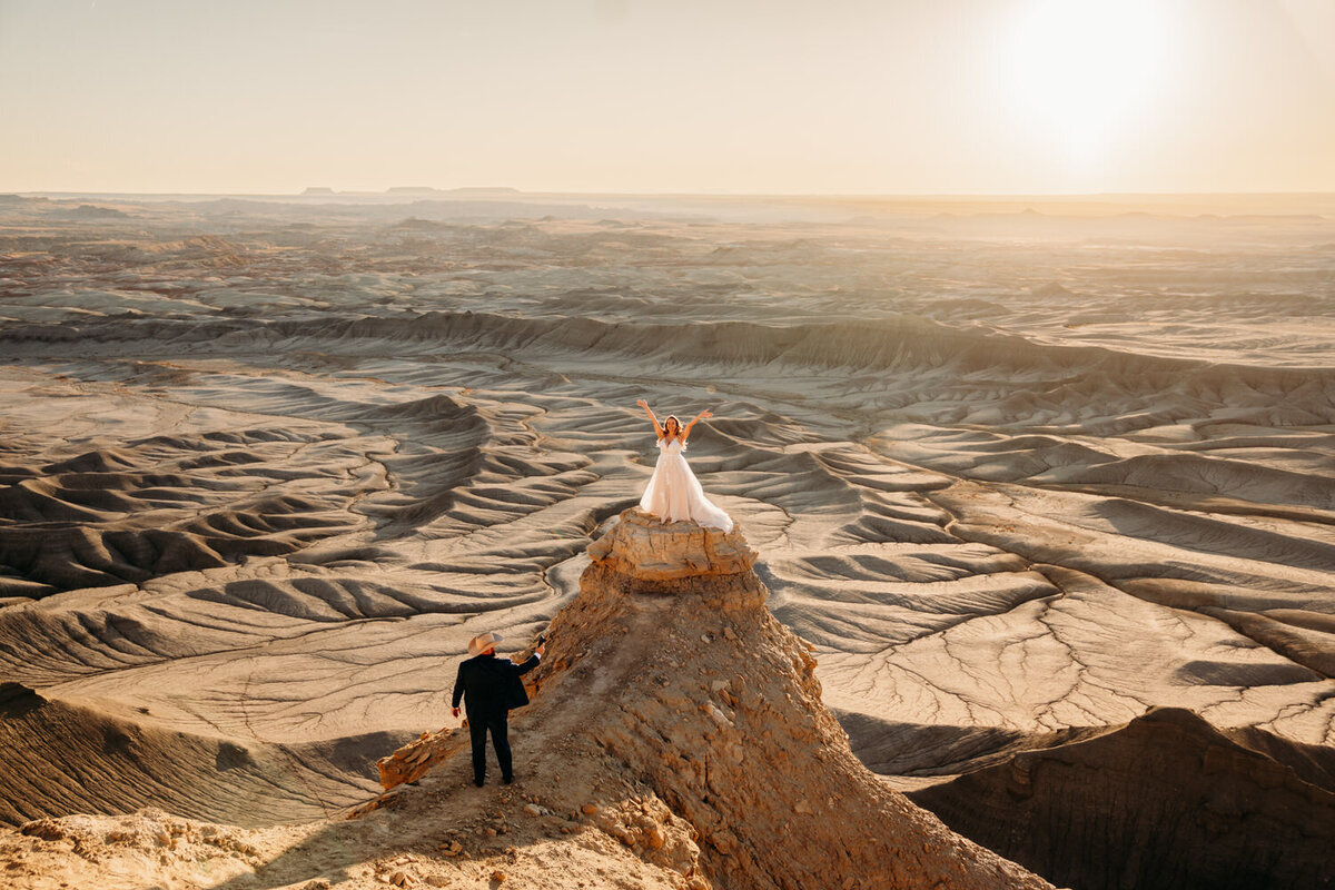 Sedona Elopement Photographer- Utah Moab