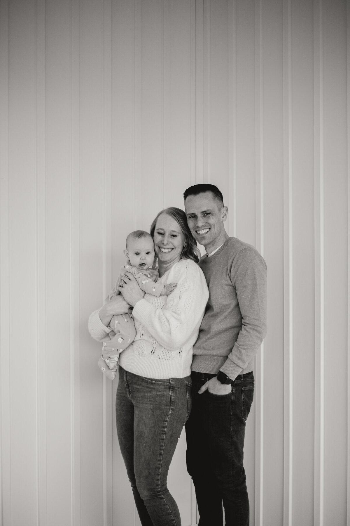 schultz-family-3-month-86