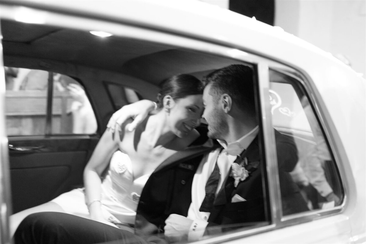 Cherokee Town & Country Club Wedding Photos - 31