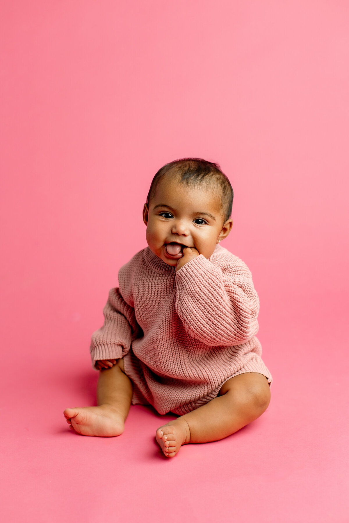 NW Arkansas baby photographer, milestone session near me, NW Arkansas baby portrait studio, professional baby photos