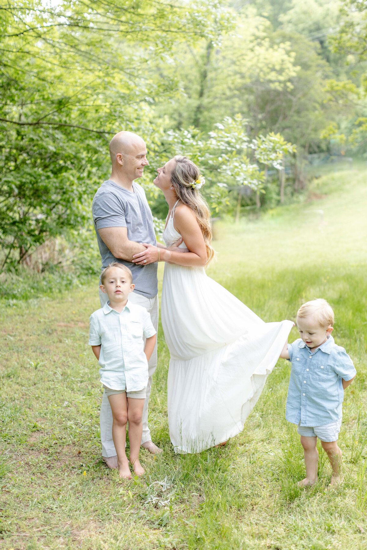 Greenville-SC-Family-Spring-Mini-Session-Magnolia-and-Grace-Photography-Co-MeganP127