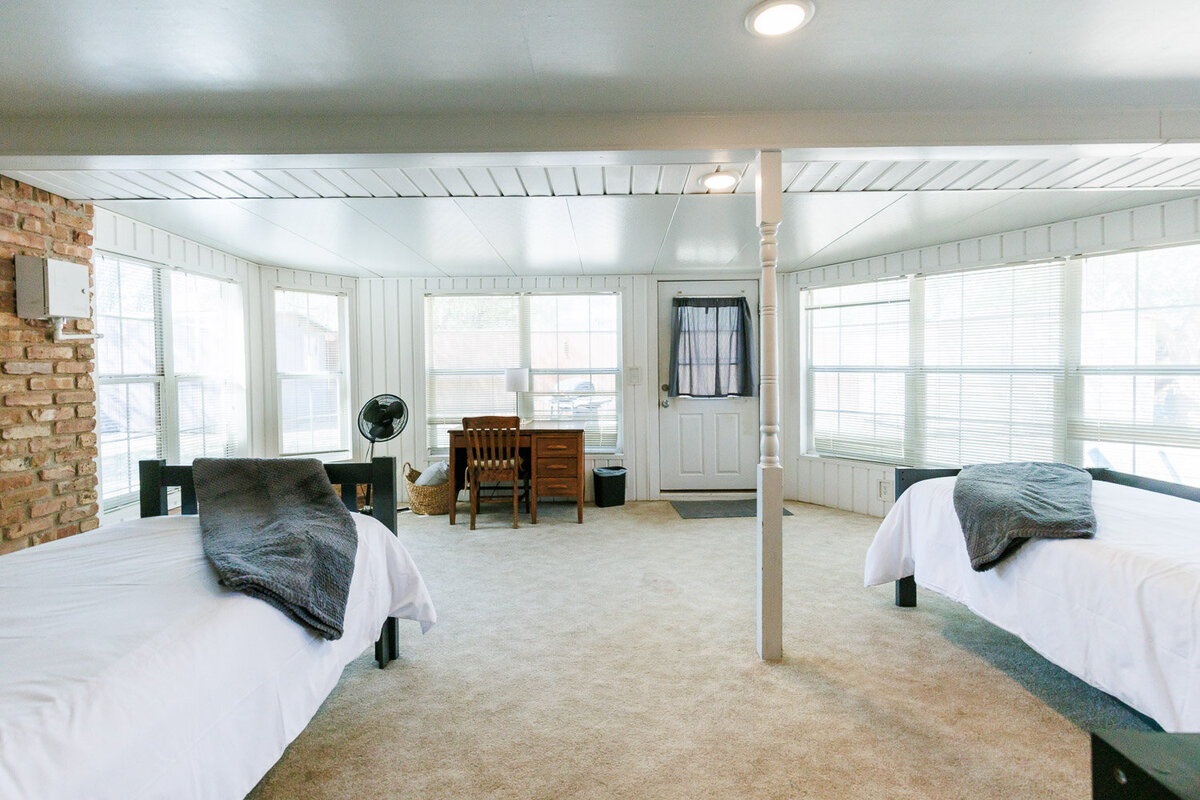 bedroom1-3