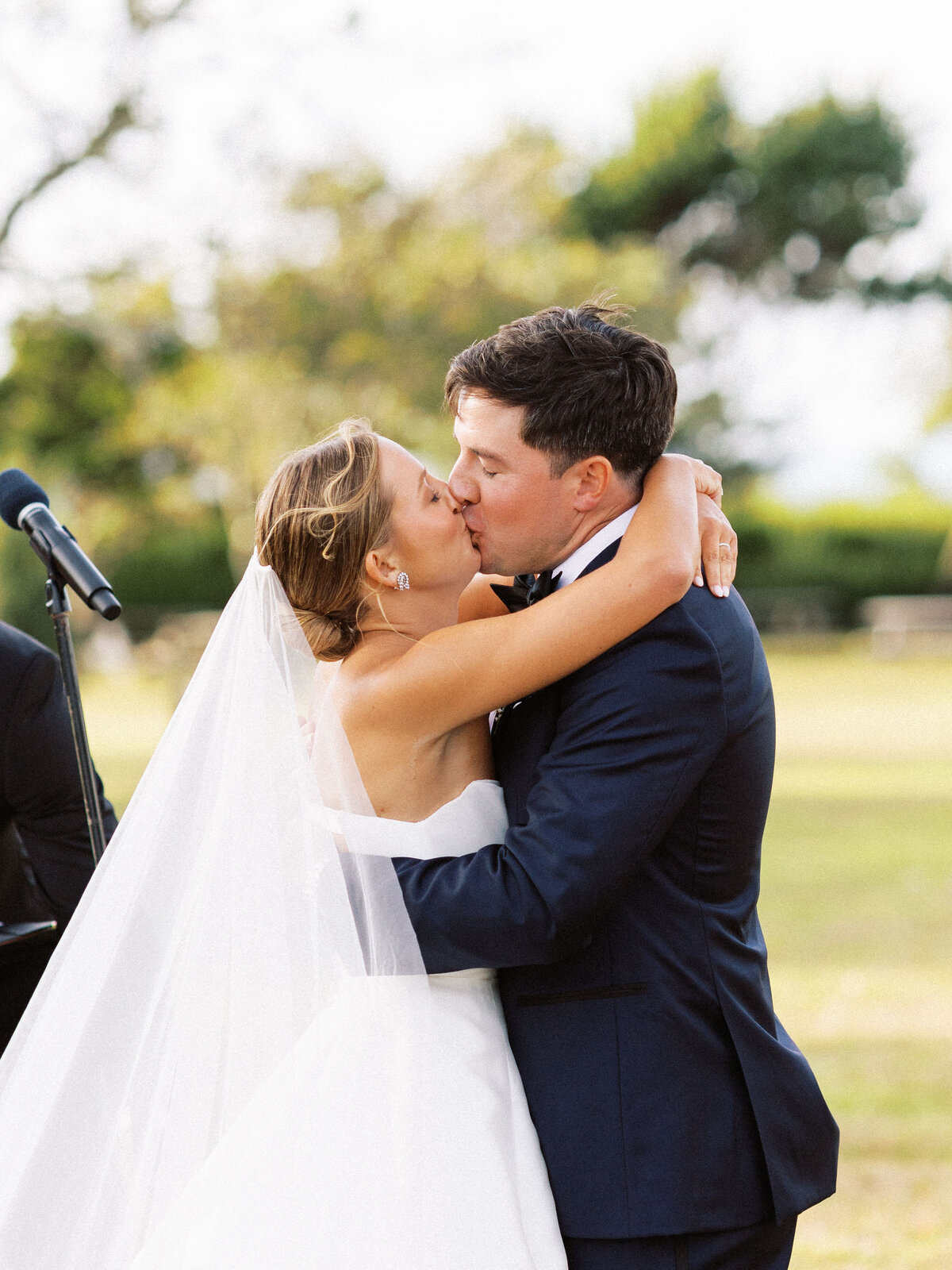 kontakosta-winery-long-island-wedding-photographer-177