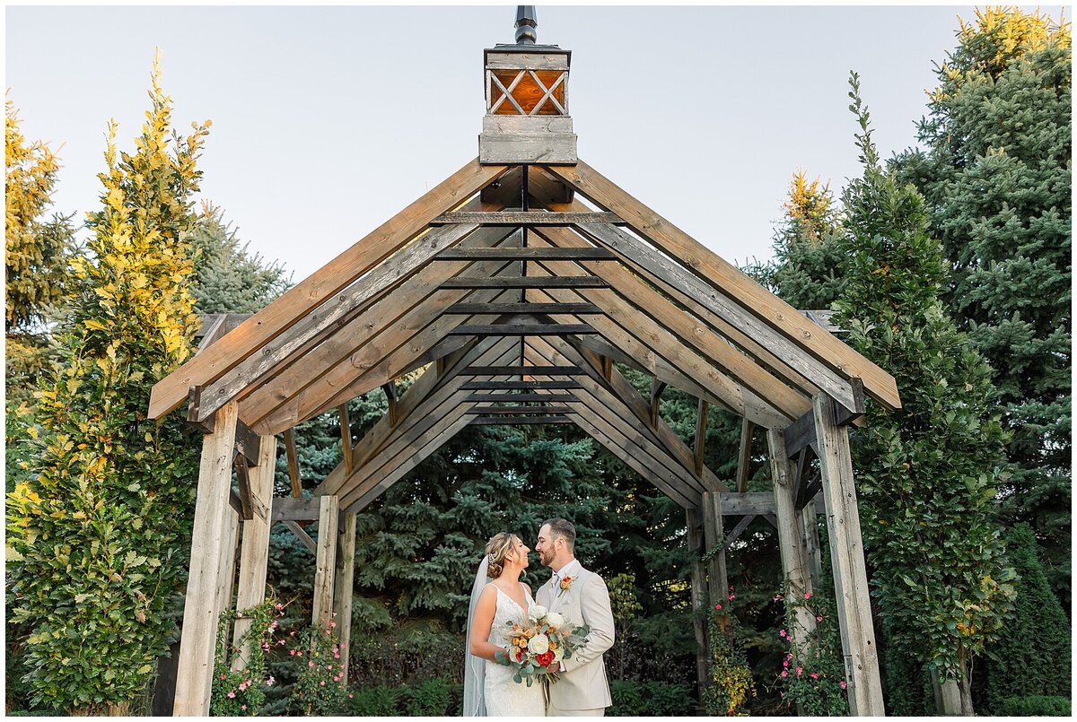 The Farmhouse Plainfield Wedding 101824_1092