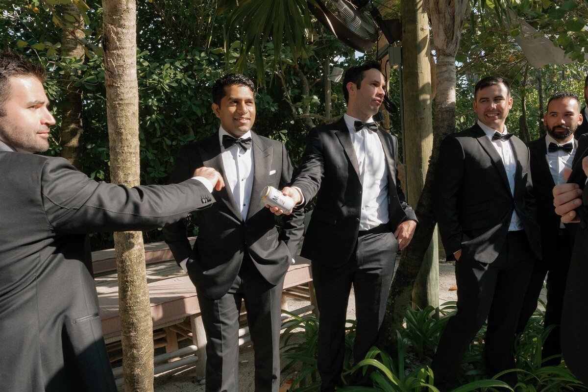 JESSICA RIEKE PHOTOGRAPHY - OLIVIA AND DJ WEDDING - WEDDING PARTY-89
