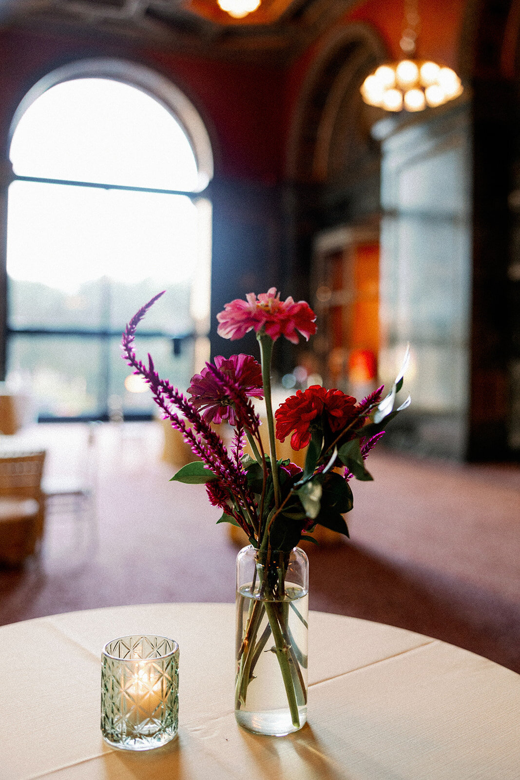 Modern Indian Wedding at Chicago Cultural Center Tiffany Dome_13