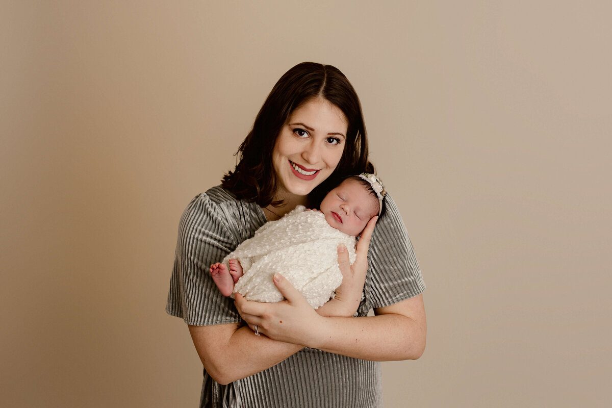 Milwaukee-Newborn-Photographer-75