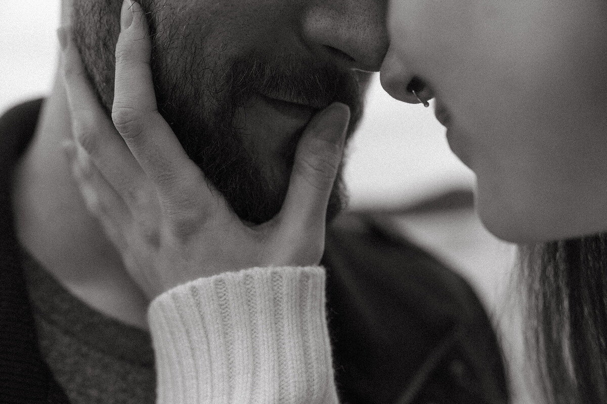 couples-engagement-bnw-cinematic-love-2