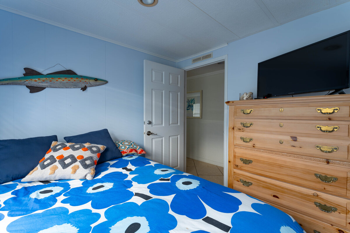 Bedroom 2 (2)