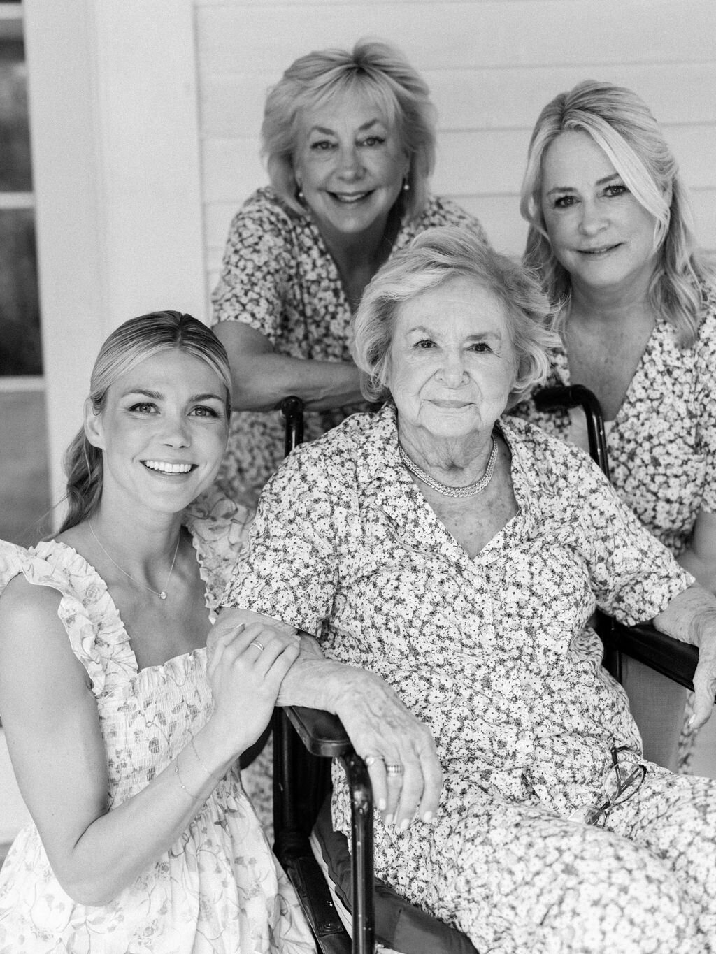 NikkiSanterre_EastCoastLuxuryWeddingPhotographer_CliftonInnWedding_Sky&Ryan-12