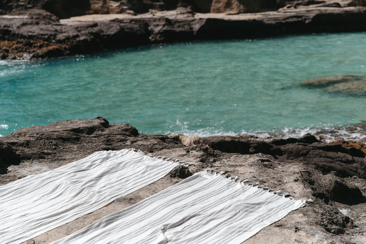 towels-by-blue-water-hawaii-swim
