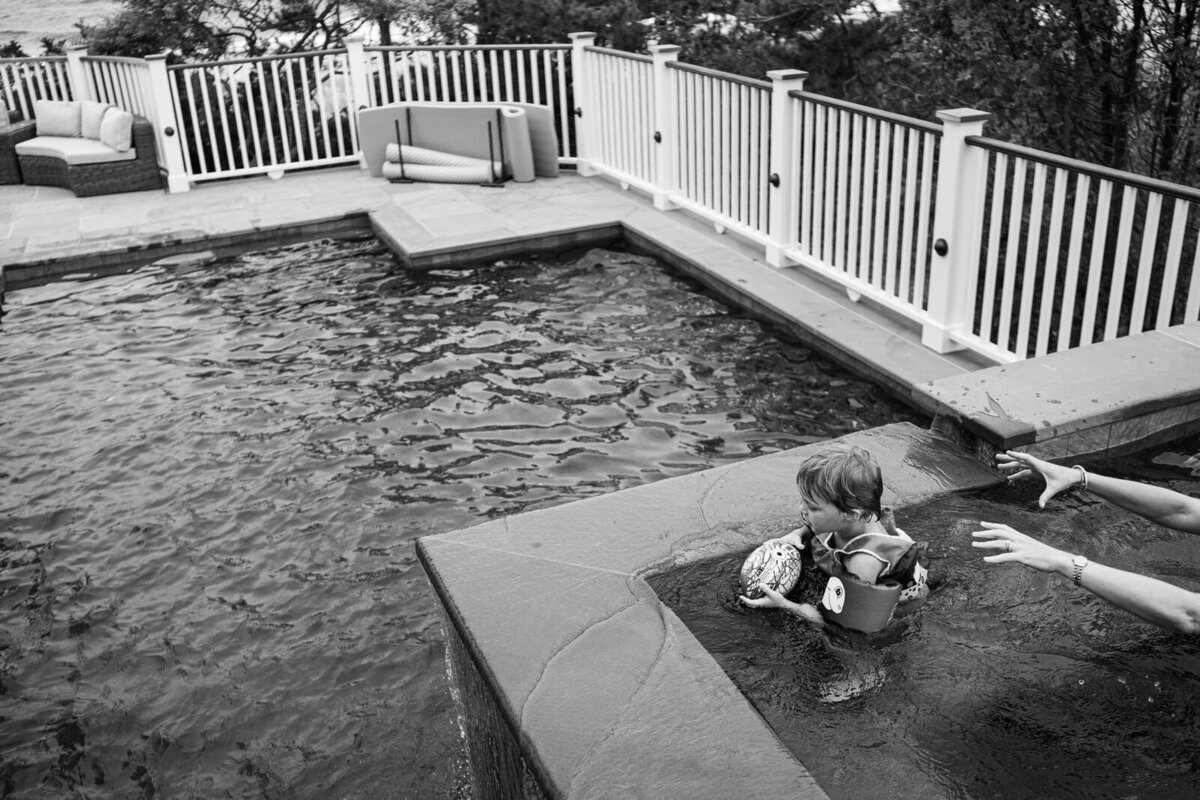 luxury-vacation-photographer-kirsten-lewis-Watch-Hill-Rhode-Island022