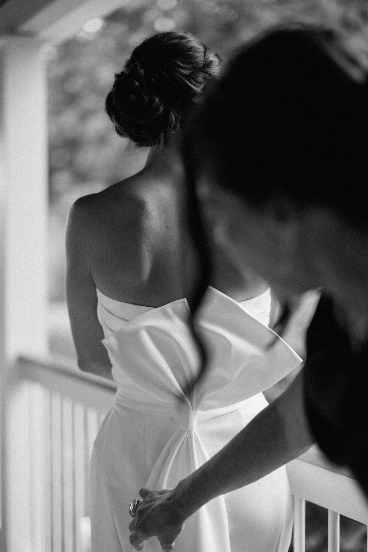 A-Matter-of-taste-at-tapawingo-wedding-getting-ready