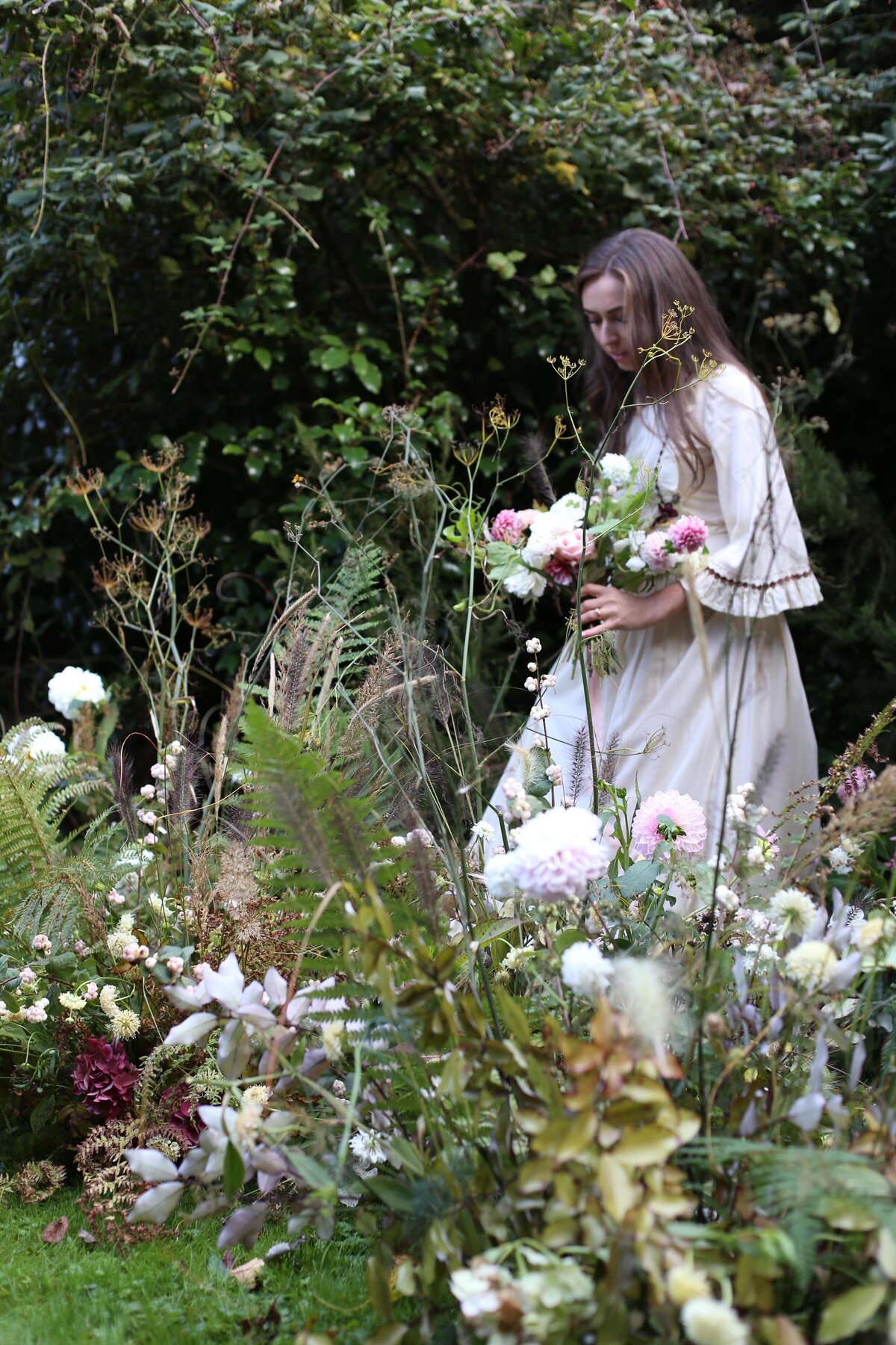 93B5F452-597F-4DEB-91FC-67858753C97F