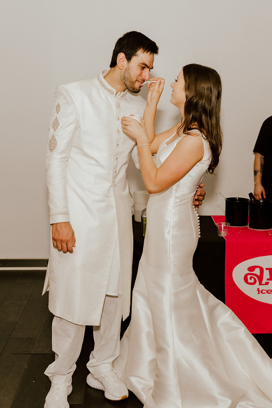 Lauren & Kumail (44)