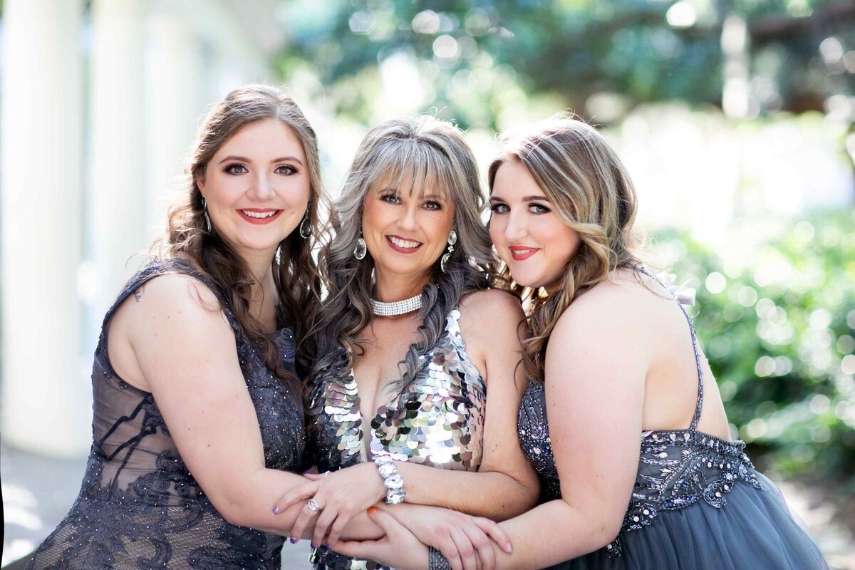 Mother-Daughter Family Glamour -46