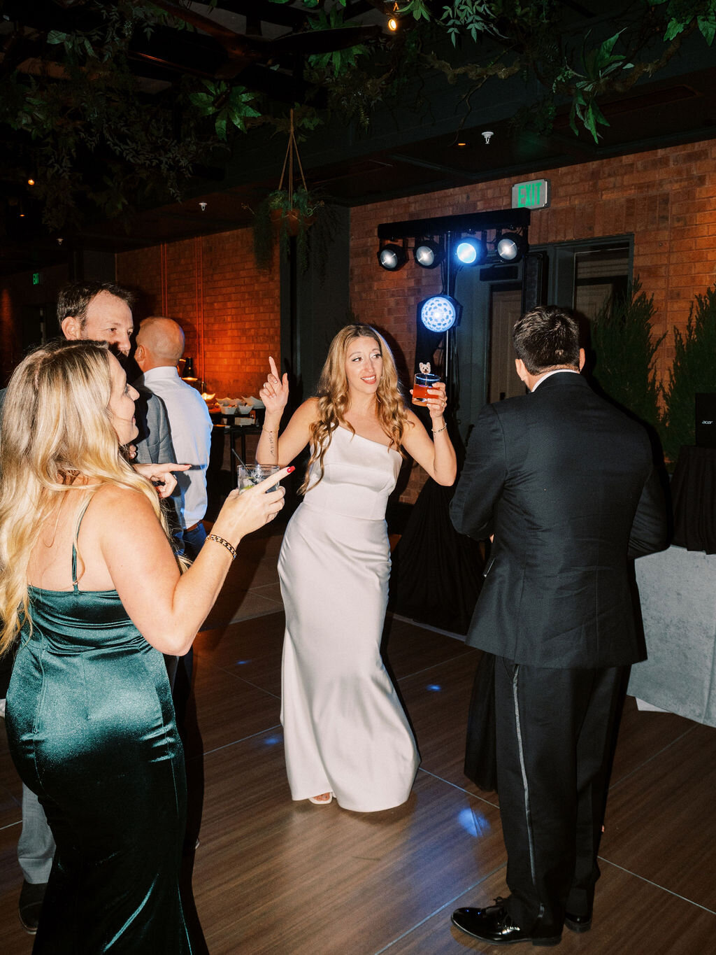 kendra_nick_wedding-1385