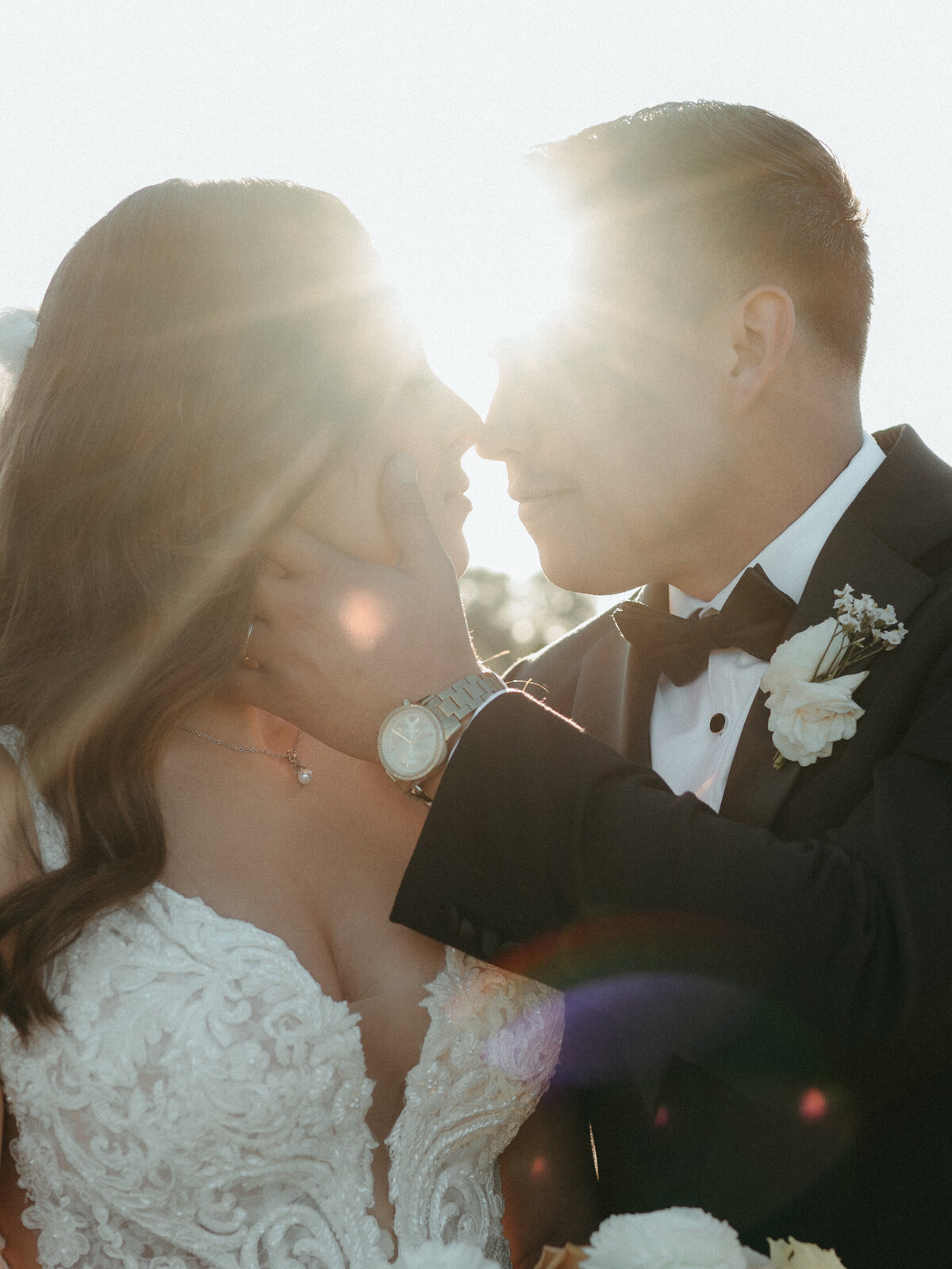 bride and groom photos during sunset