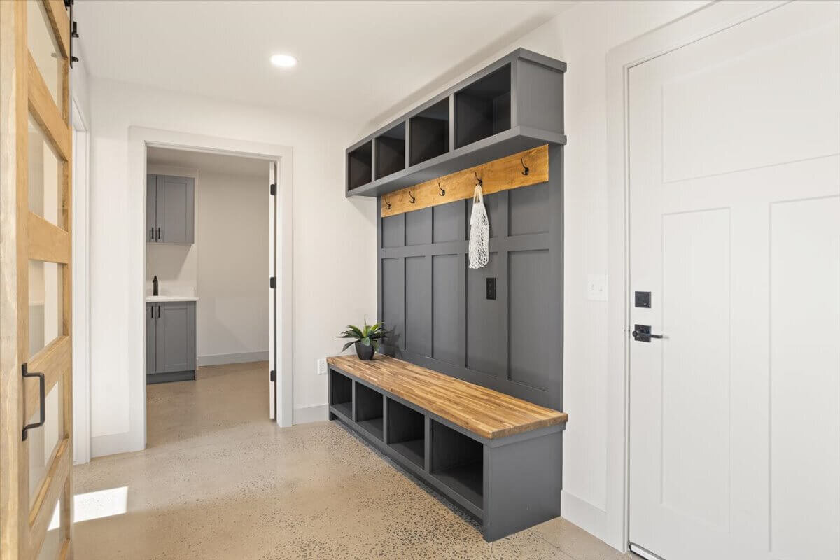 Wyoming-barndominium-for-sale-8309-misty-mountain-rd44