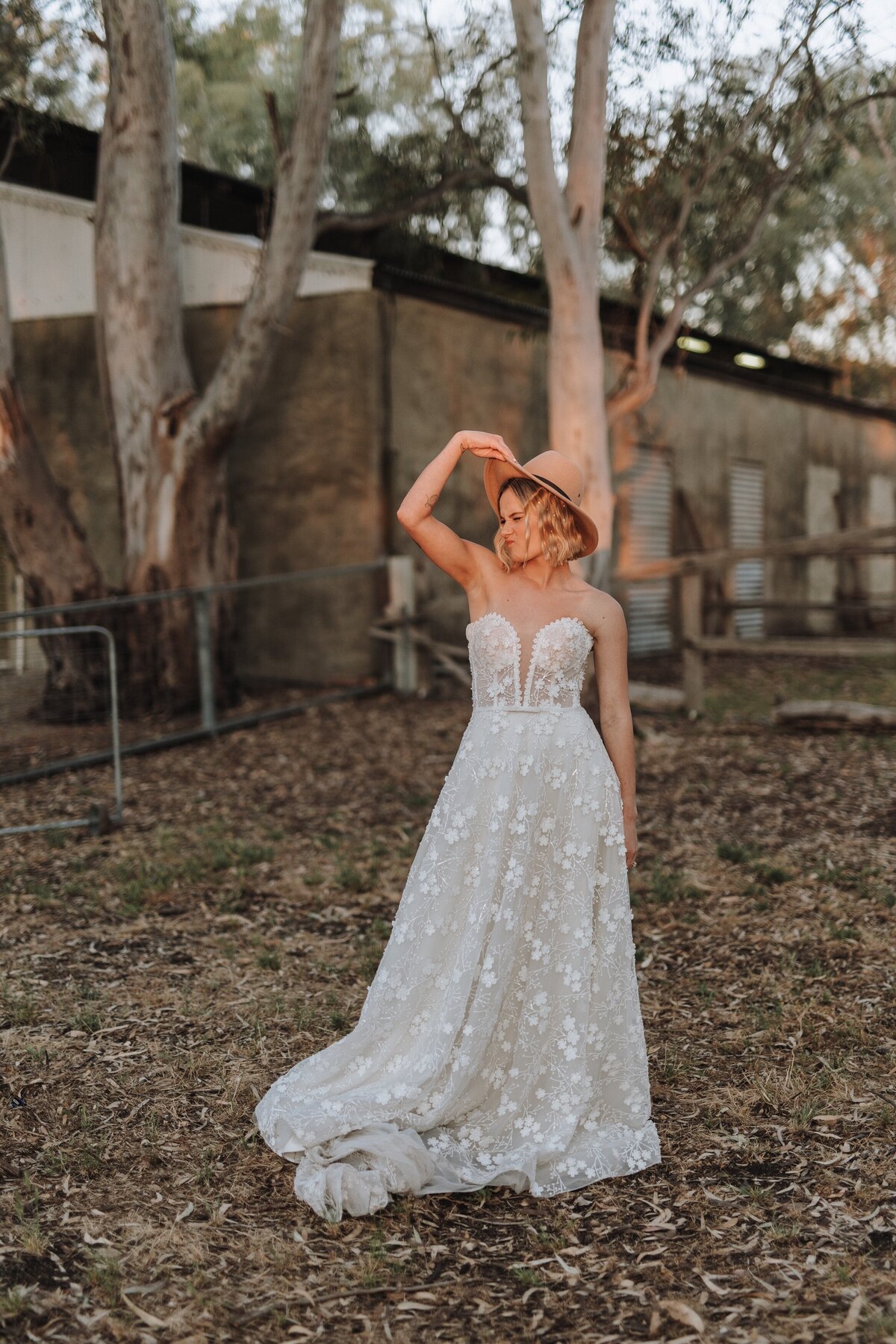 Ella-hackleton-perth-wedding-photographer-14