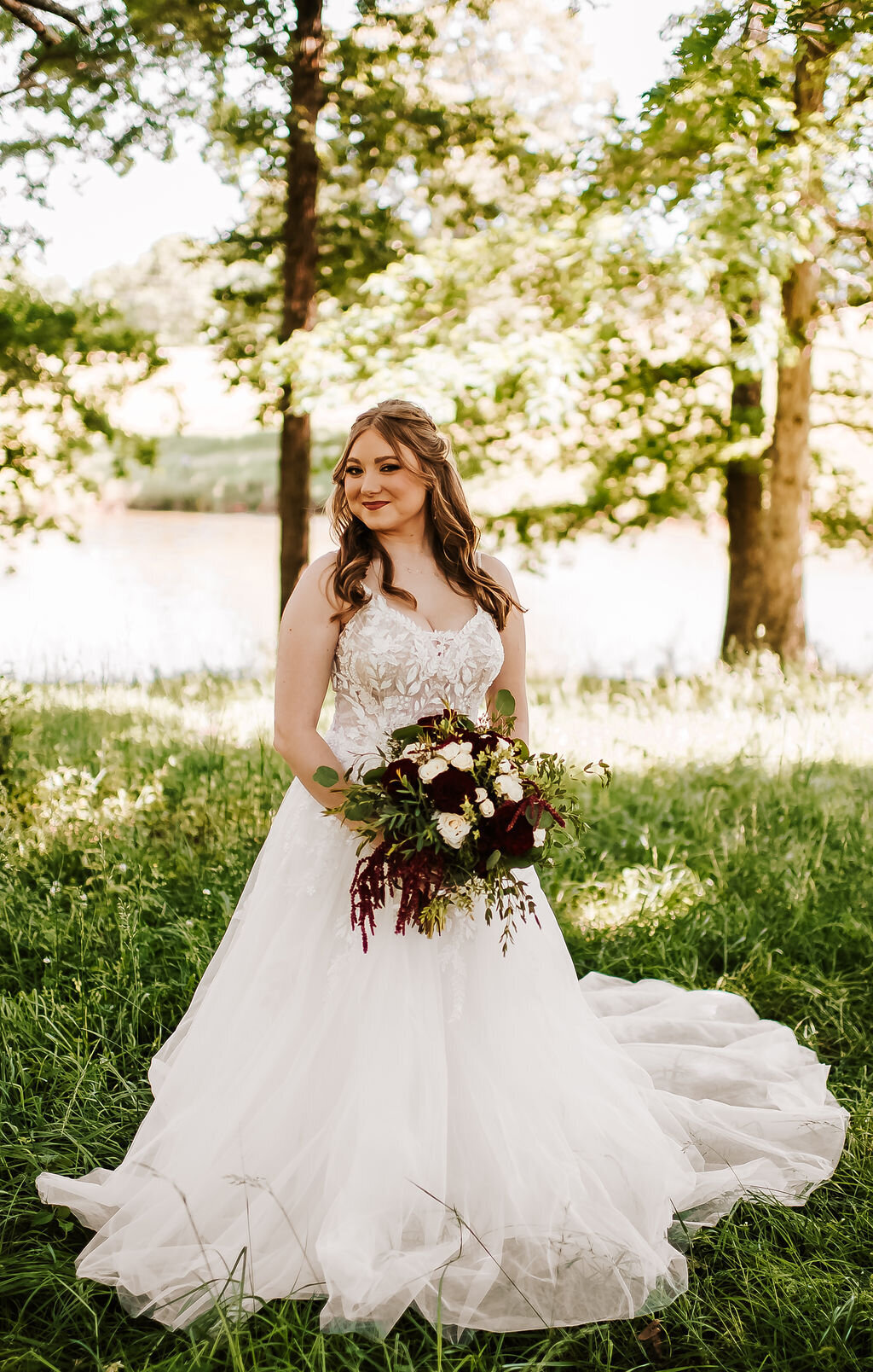 bridal-portrait-farm-wedding-venue-lewallen-farms-ga