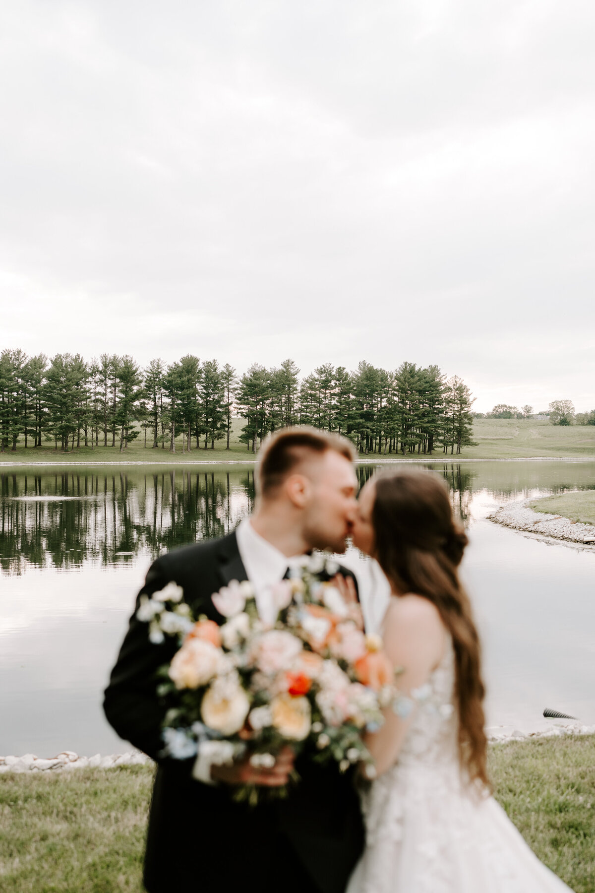 kraber-the-gathering-grounds-iowa-wedding-35