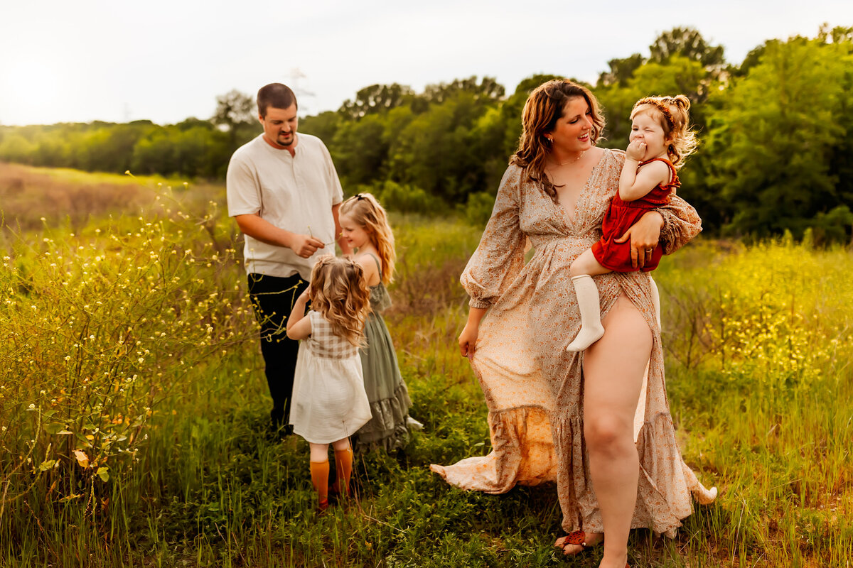 Affordable family session at Chisenhall Fields | Burleson, Texas Family Photographer