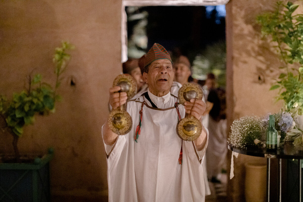 Morocco wedding in white Beldi country club Marrakech Veronique lorre destination florist37